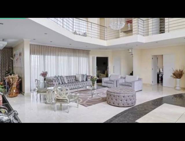 5 BEDROOM HOUSE FOR SALE IN MEYERSDAL ECO ESTATE